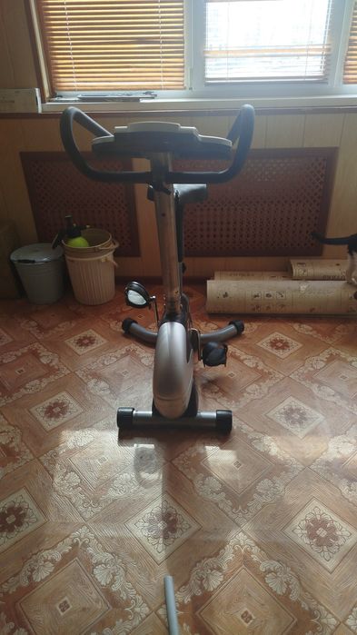 Велотренажёр вертикальный