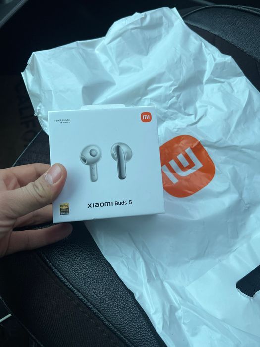 Xiaomi buds 5.
