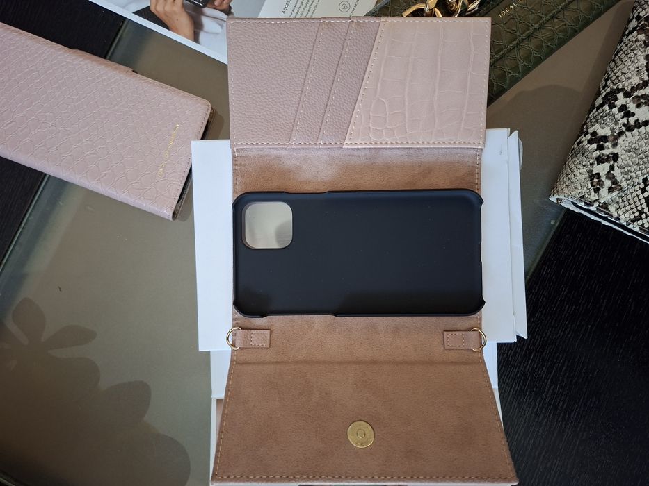 Калъфи за телефони  Ideal of Sweden  / IPhone