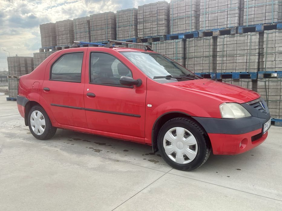 Vând Dacia Logan din 2005 cu motor de 1.4 MPI 75 kW