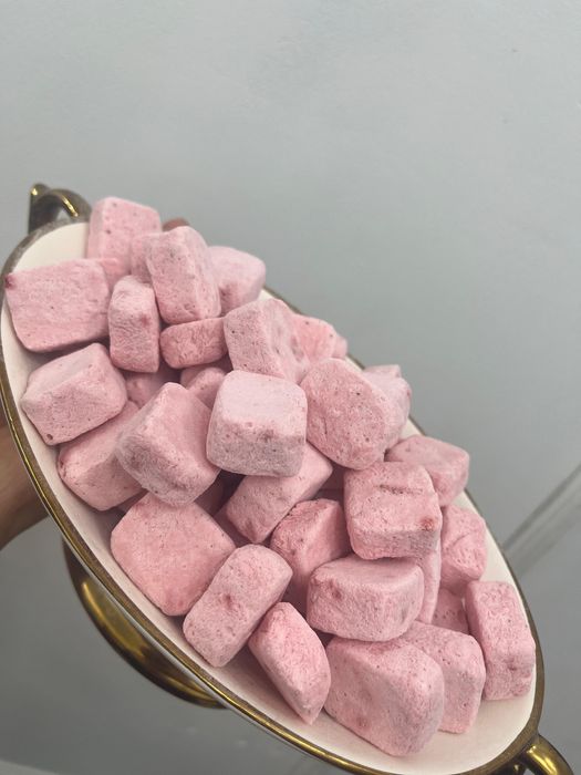 Сублимированные фрукты и мороженое