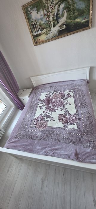 Продам кровать с матрасом