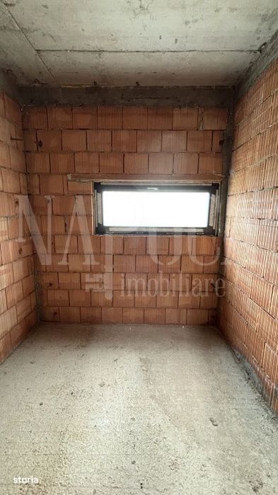 Casa 7 camere de vanzare in Salicea