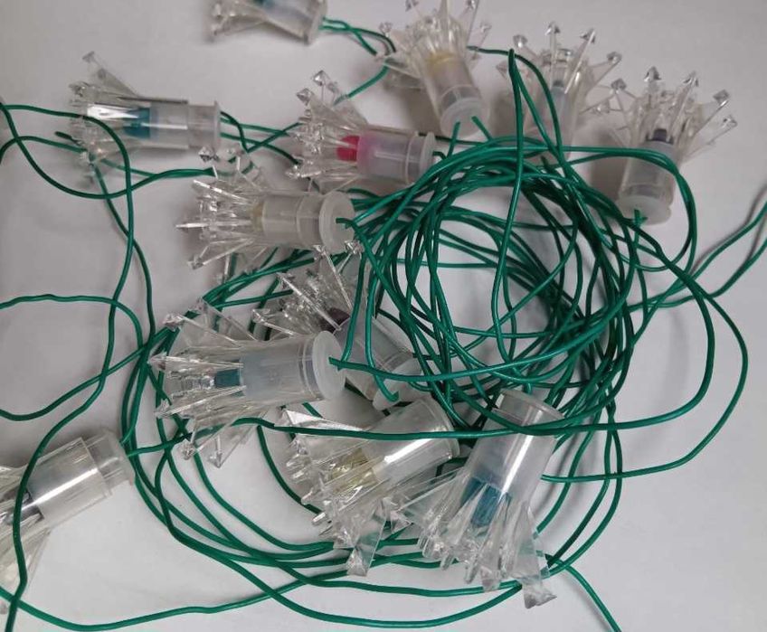 Instalatie veche pom de Crăciun, de iarna, perioada comunista RSR