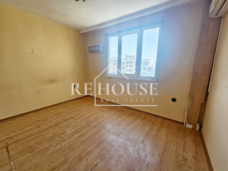 Продава се Тристаен апартамент в Варна, Левски - 95 кв.м за 1642 €/кв.м - Снимка #6
