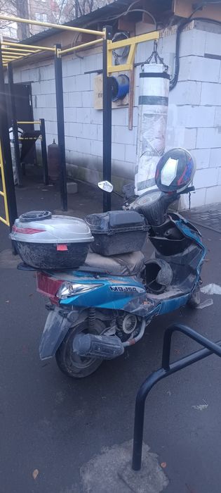 Мопед bennali 150