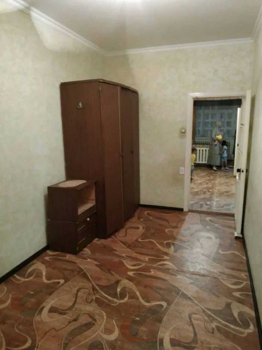 Топовая локация Юнусабад 11, 2/1/4 Не торец ор-р Хаваст