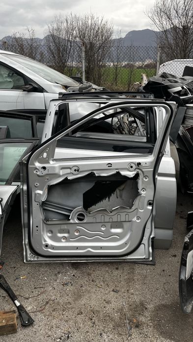 Range Rover Evoque 11- предна дясна врата