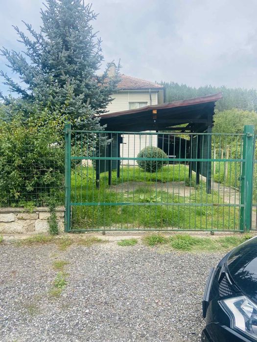 Под Наем къща в село Горна Лука област Монтана