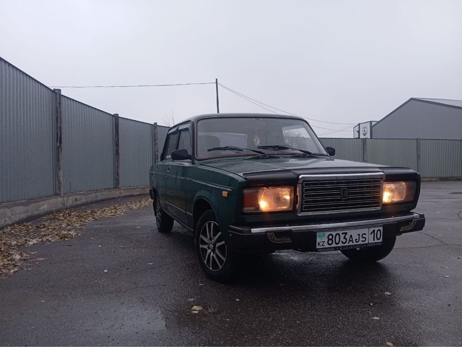 Пррдам машину ваз 2107