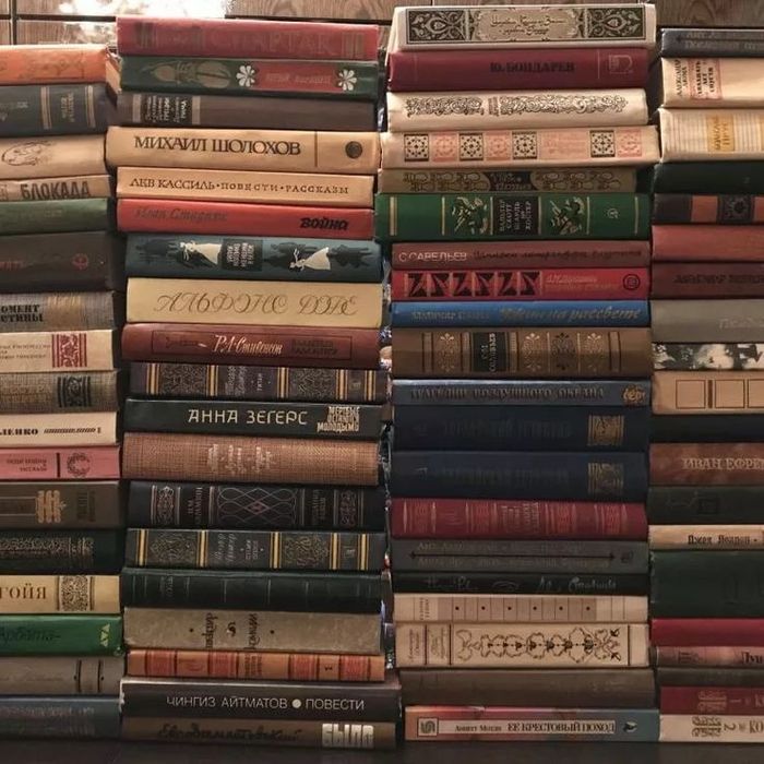 Распродаю советскую библиотеку! Список в описании