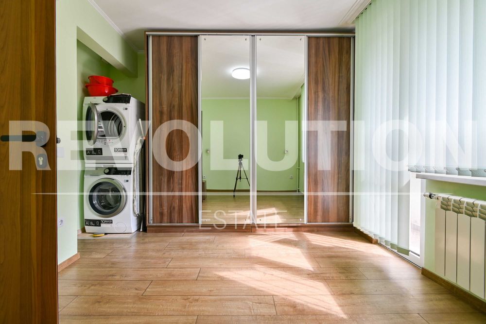 Дава се под наем Тристаен апартамент в София, Лозенец - 90 кв.м за 850 € - Снимка #7