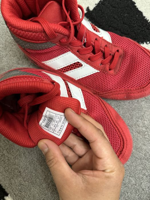 Продам кимоно, борцовки, шлем