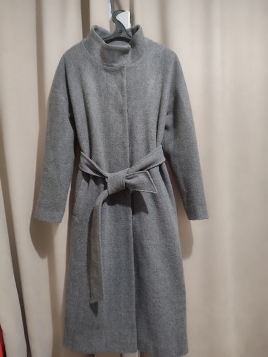 Продам стильное пальто благородного серого цвета