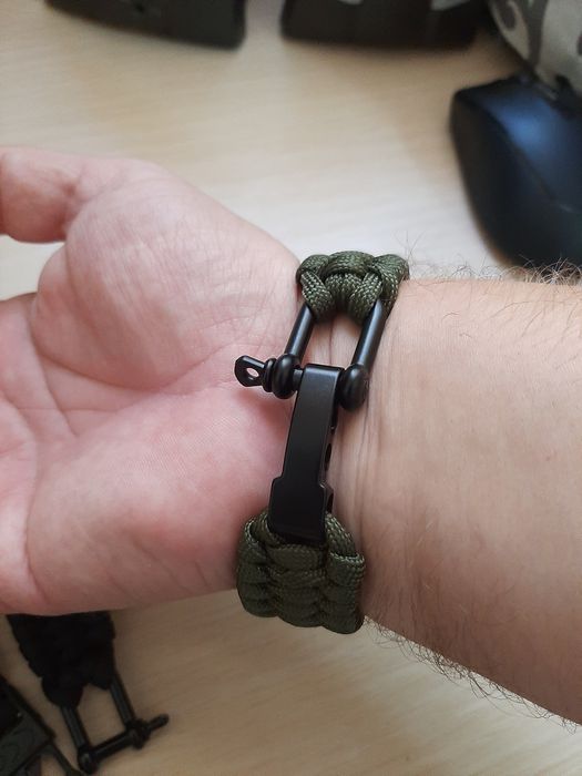Bratara paracord supravietuire