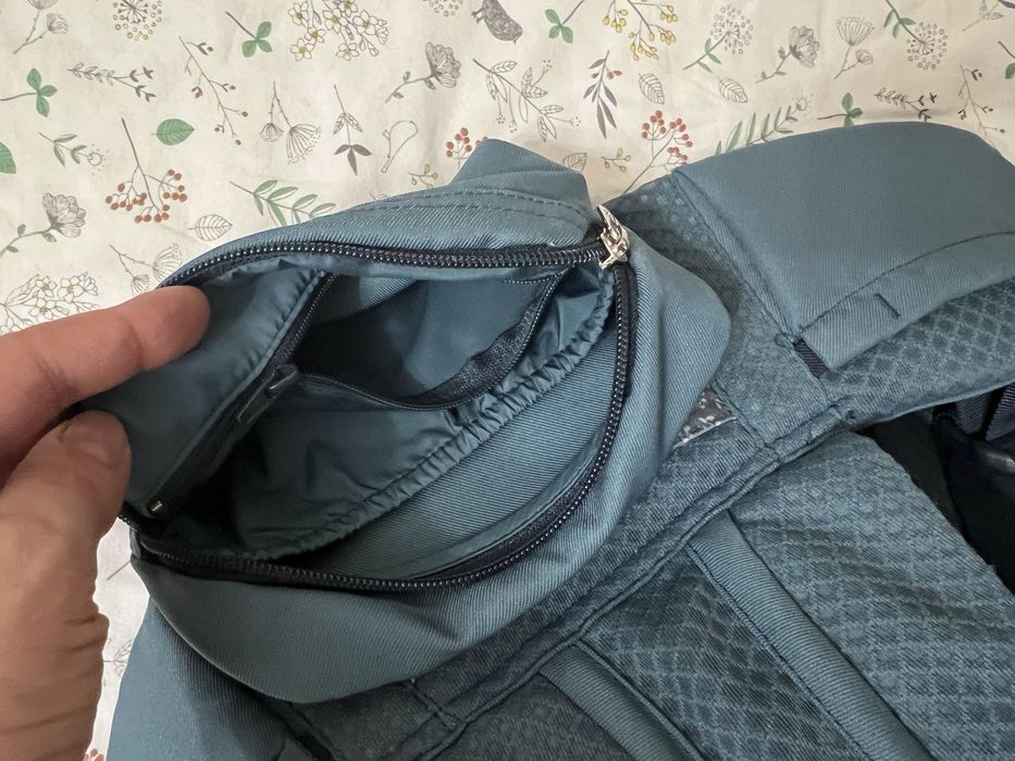 Ergobaby (переноска)