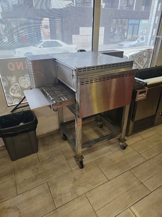 Лентова фурна за пици на газ ,Zanolli, Italy