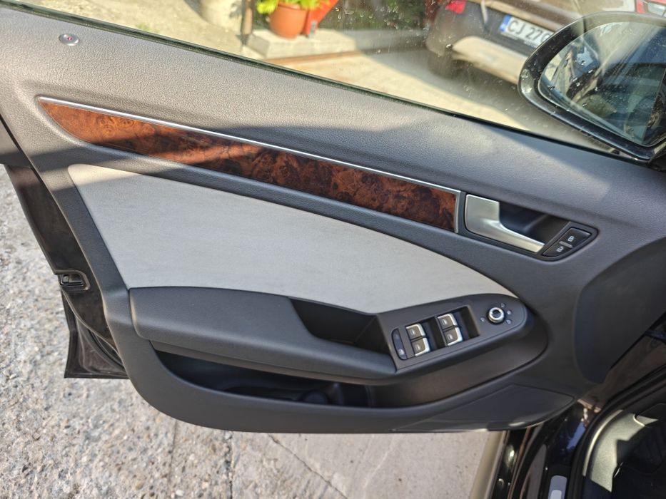 Vând Audi A4 Allroad 2013