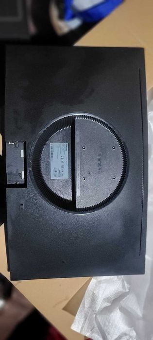 PC/Unitate i5 9400F | GTX 1660 6GB | Monitor Curbat Samsung 240Hz