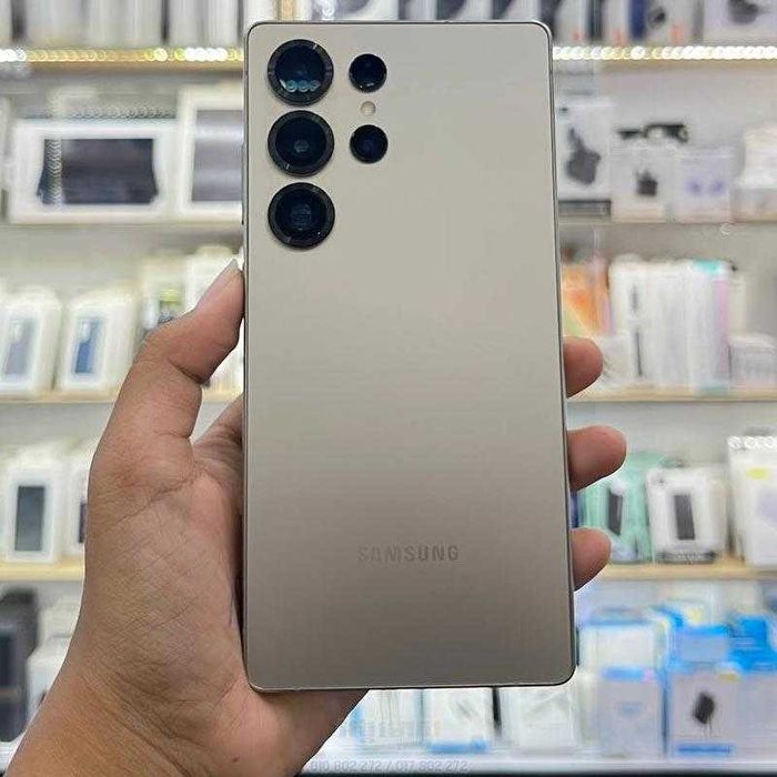 Samsung Galaxy S25 Ultra (512GB) – Като нов + Опция за Apple бартер