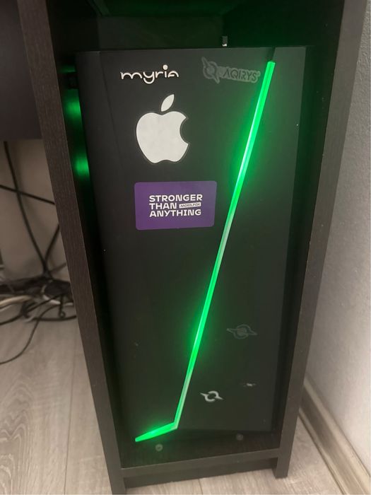 Vand PC Gaming + Monitor