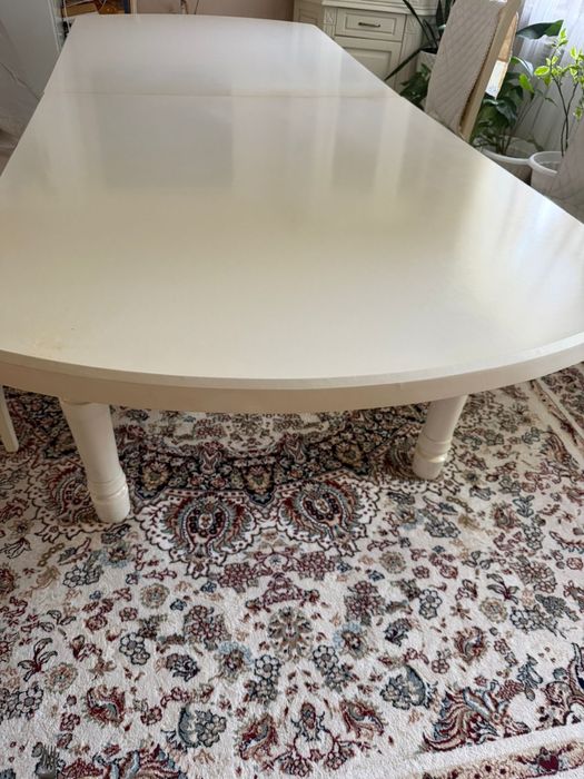 Кухонный большой стол