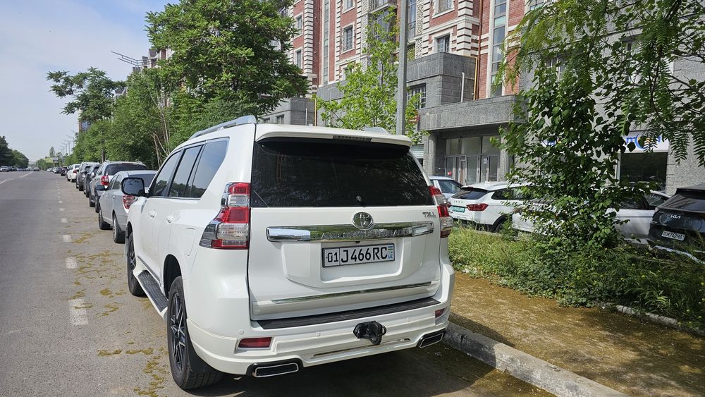Toyota Prado 150 в отличном состоянии.