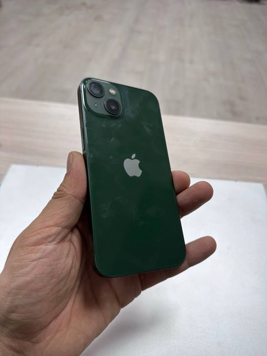 Продается Iphone 13 зеленый