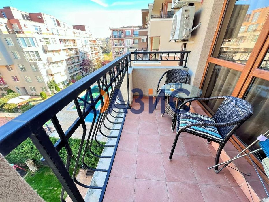 Продава се Тристаен апартамент в к.к. Слънчев бряг - 70 кв.м за 1643 €/кв.м - Снимка #10