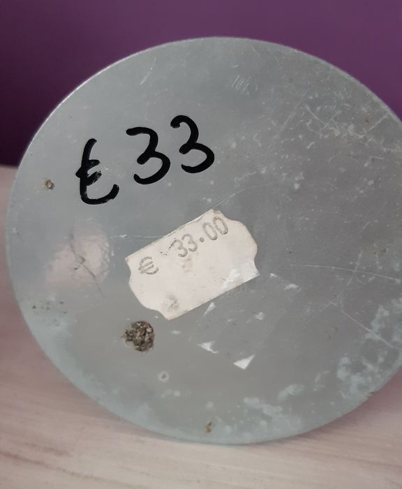 Метална статуетка майстор