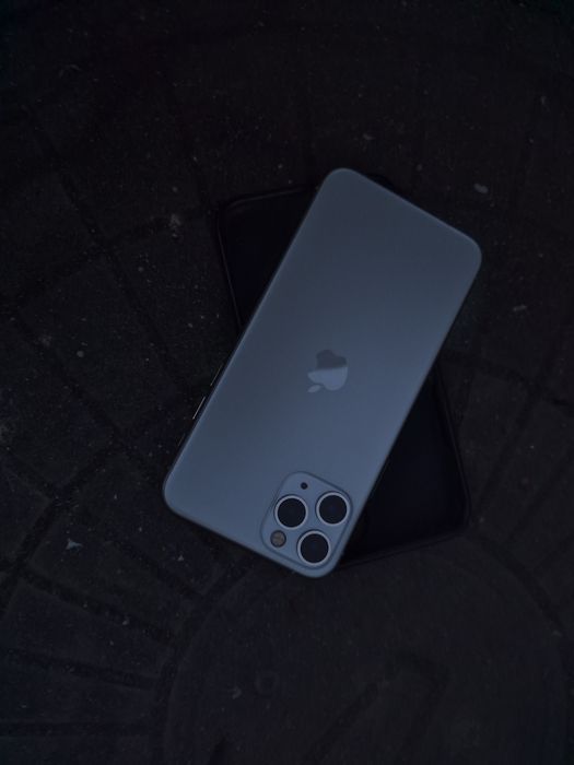 IPhone 11 pro white