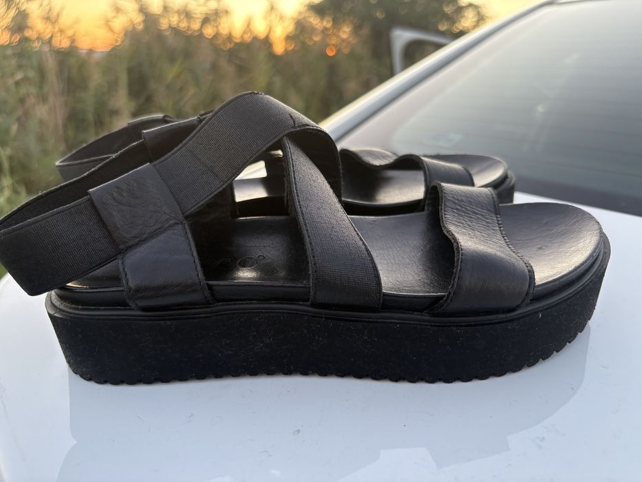 vand sandale noi din piele nr 36