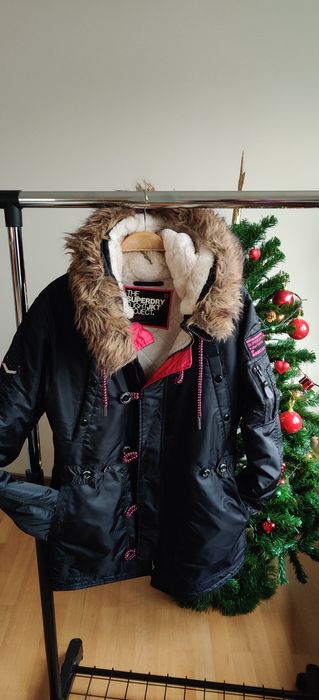 Оригинални Guess яке, Super dry парка,Zara ,Bershka паркиr