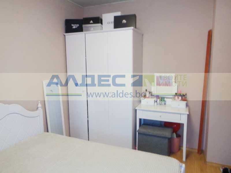 Продава се Тристаен апартамент в София, Хаджи Димитър - 68 кв.м за 2206 €/кв.м - Снимка #6