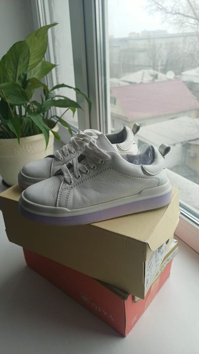 Продам обувь детские