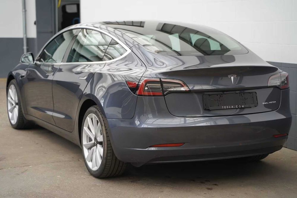 Tesla Model 3 Long Range AWD Autopilot Garantie 2027