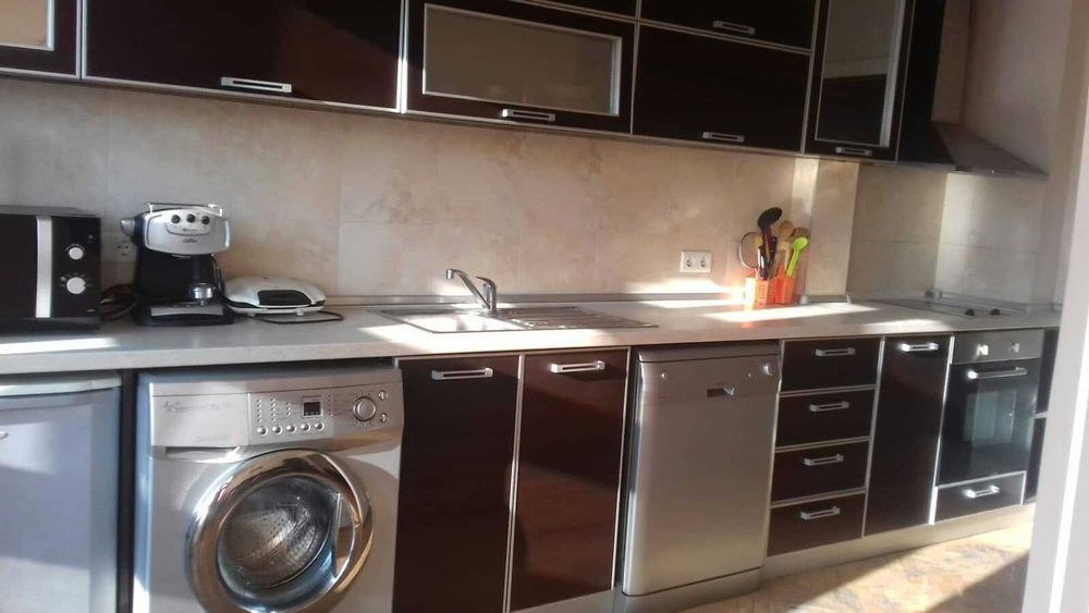 Дава се под наем Четиристаен апартамент в Варна, Чаталджа - 100 кв.м за 900 € - Снимка #1