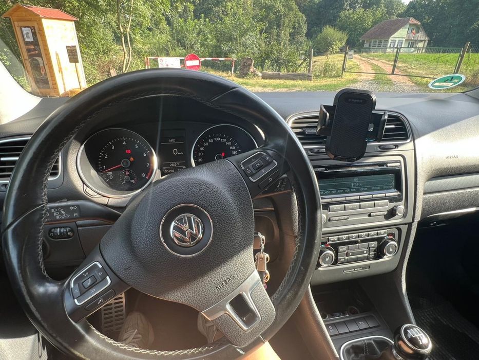 VOLKSWAGEN Golf 2012 — imagine 5