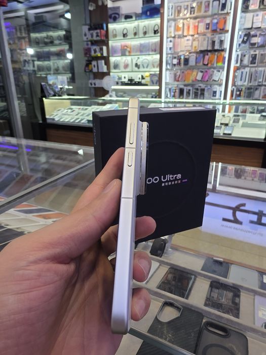 Vivo 300 Ultra 512Gb