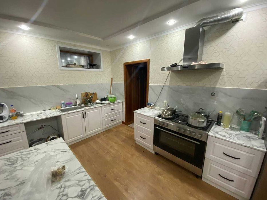 Продажа 3-этажного дома