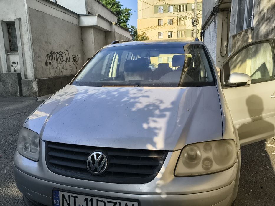 Touran 2.0 tdi 136 cai