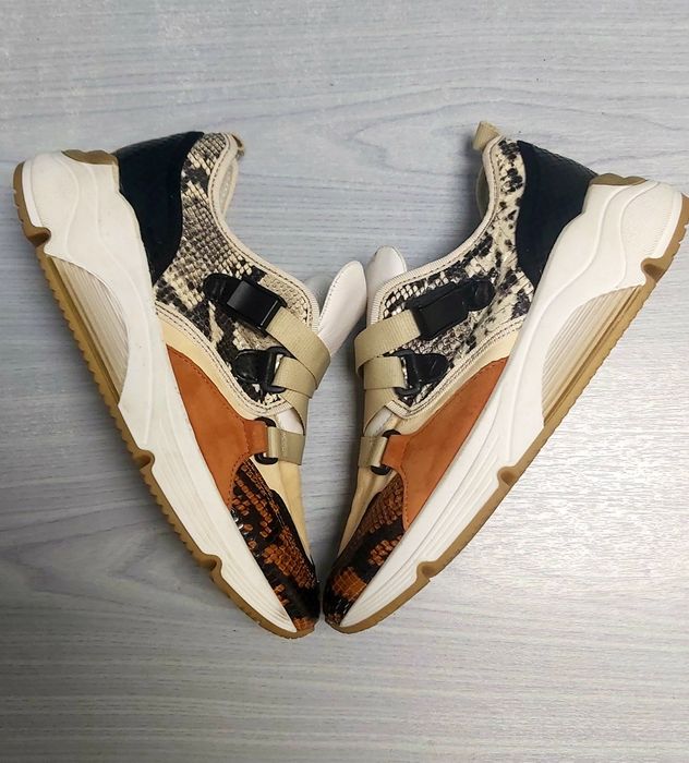 Дамски маратонки