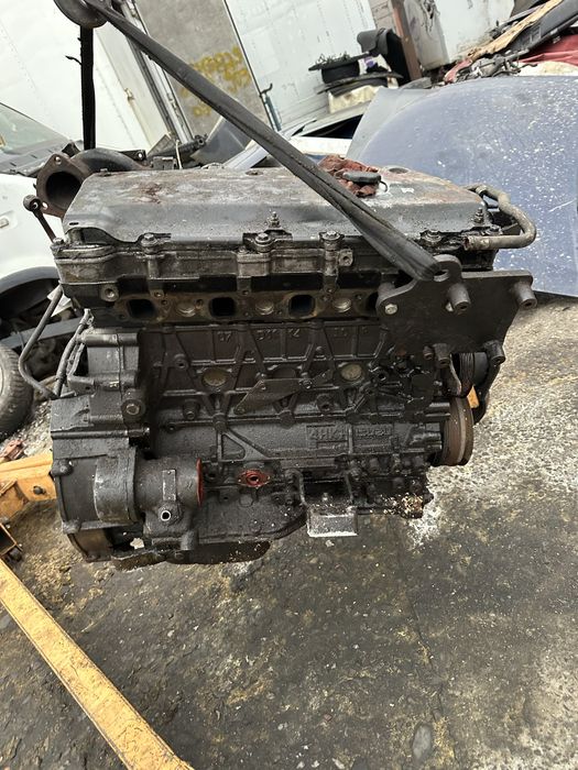 Motor 4HK1 Isuzu piese