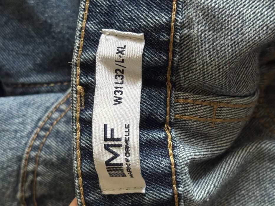 Продам джинсы размер L-Xl ( 31-32)