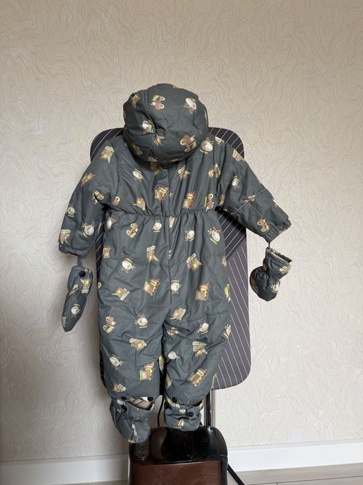 Продам зимний комбинезон от booboo