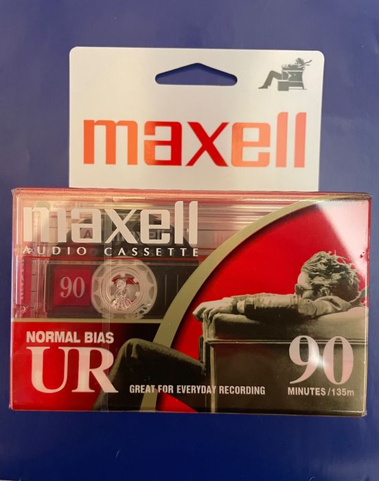Нови аудиокасети ,,MAXELL” UR 90