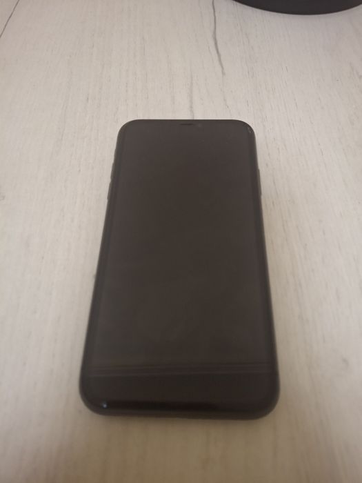IPhone 11 ,64 gb