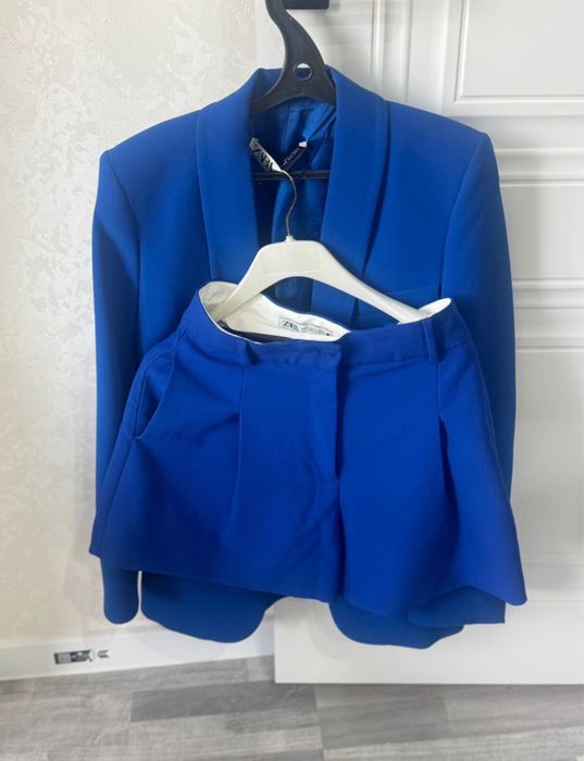 Костюм пиджак и шорты Zara