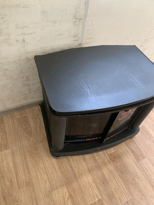 Подставка под ТВ.