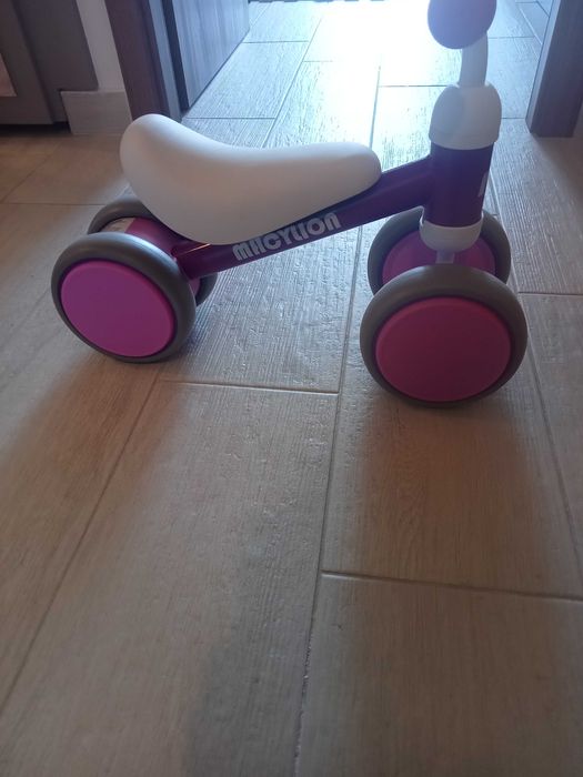 Bicicleta pentru fetite